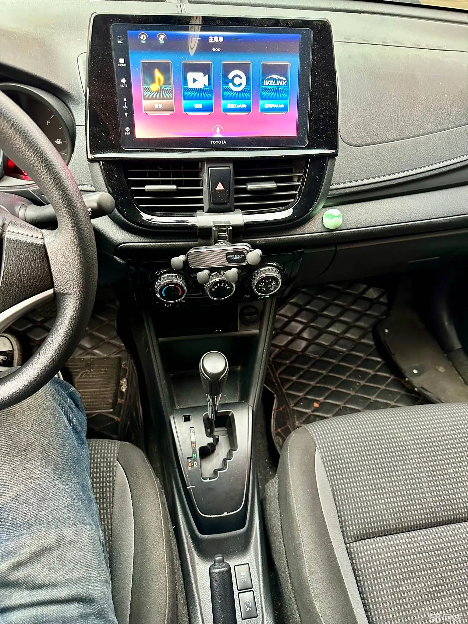 Toyota Vios FS 2020 immagine di auto #19