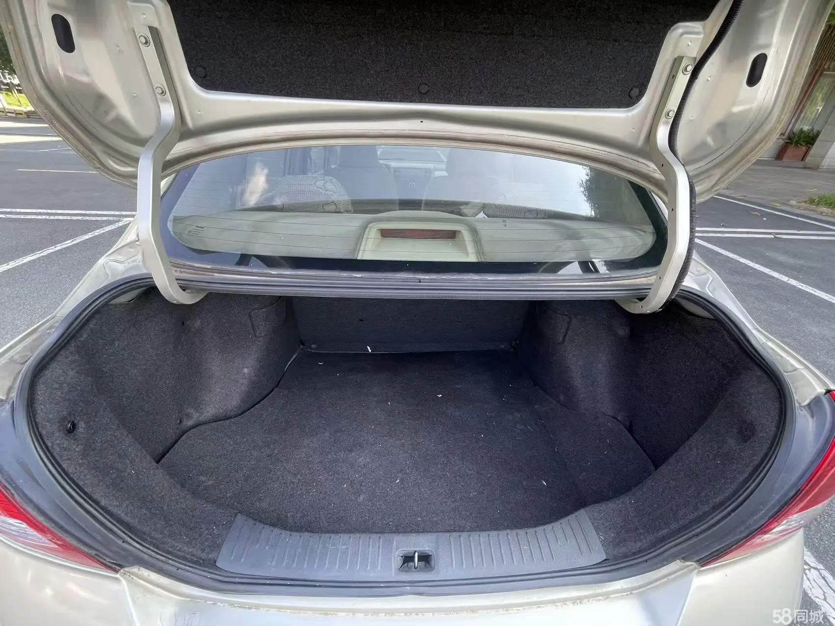 日产 颐达 2005 汽车图片 #19