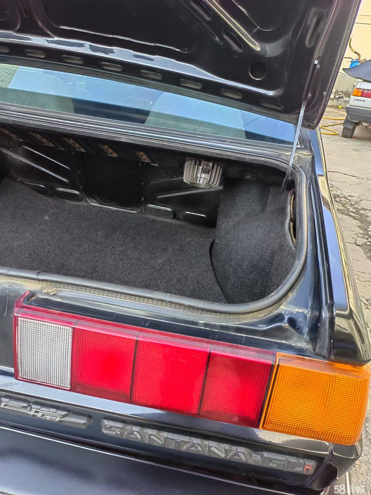 Volkswagen Santana Classic 2005 изображение автомобиля #19