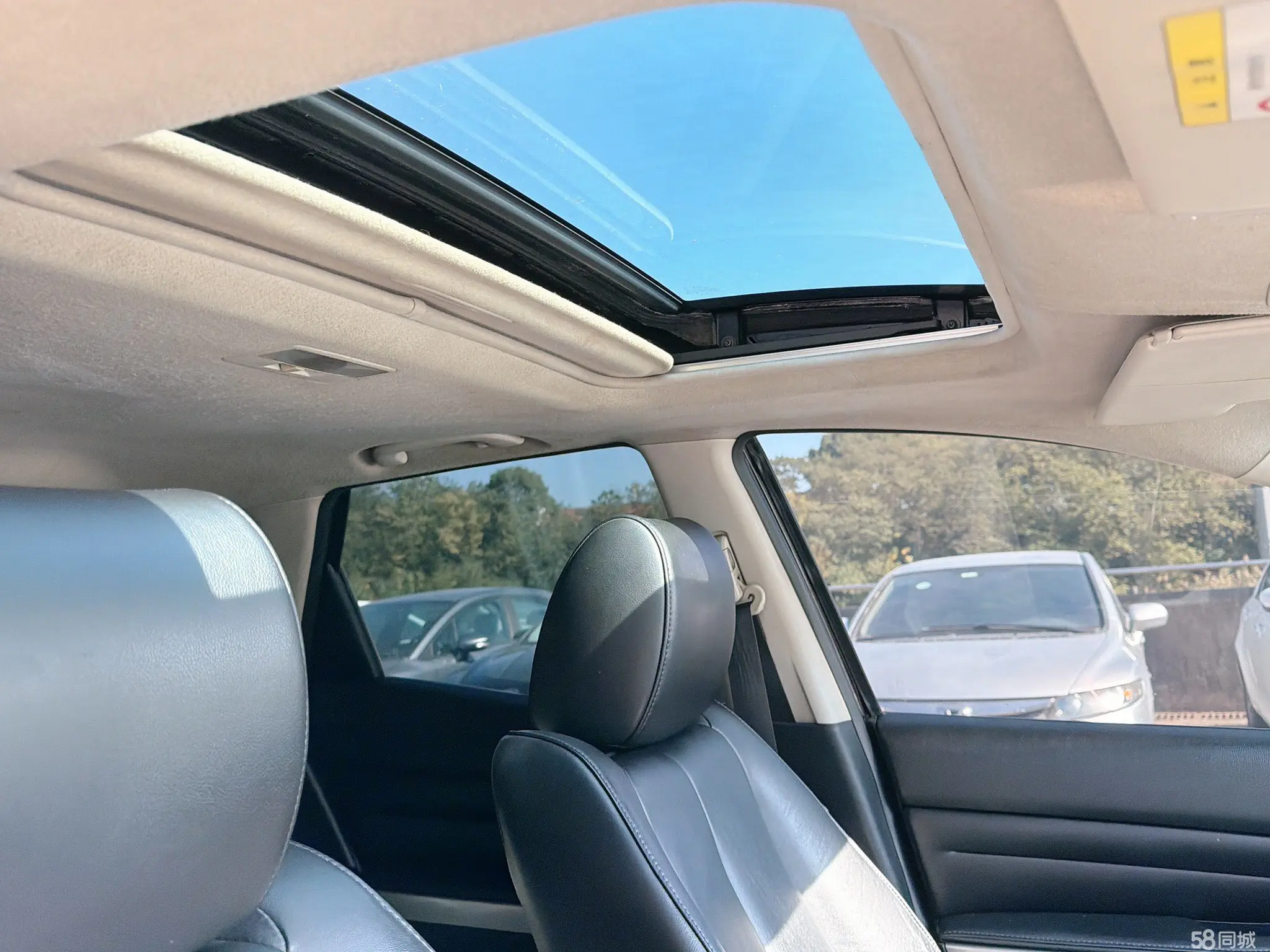 Mazda CX-7 (Imported) 2010 car image #19