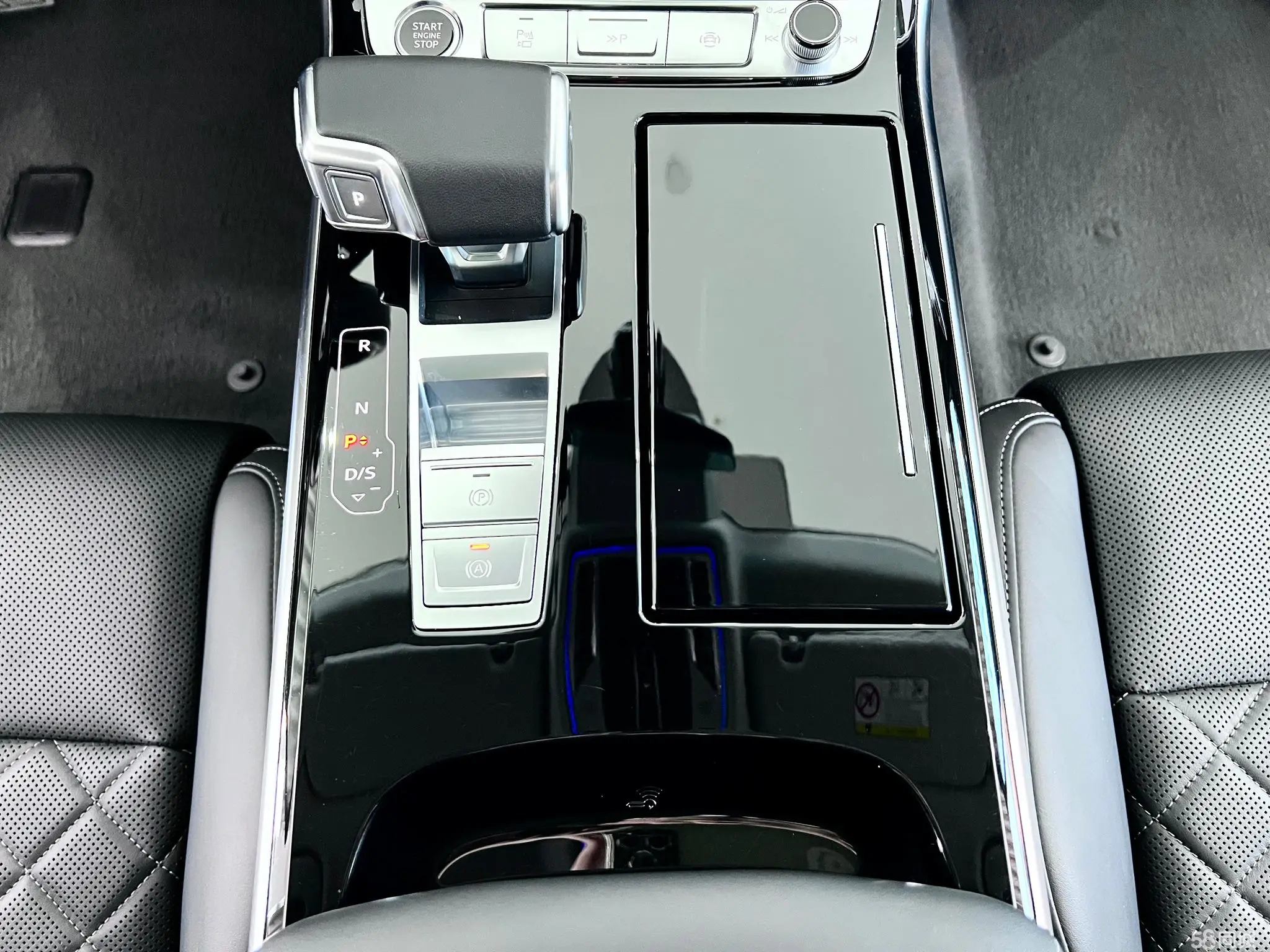 Audi A8 2023 #19 Audi A8 2023 car image #19