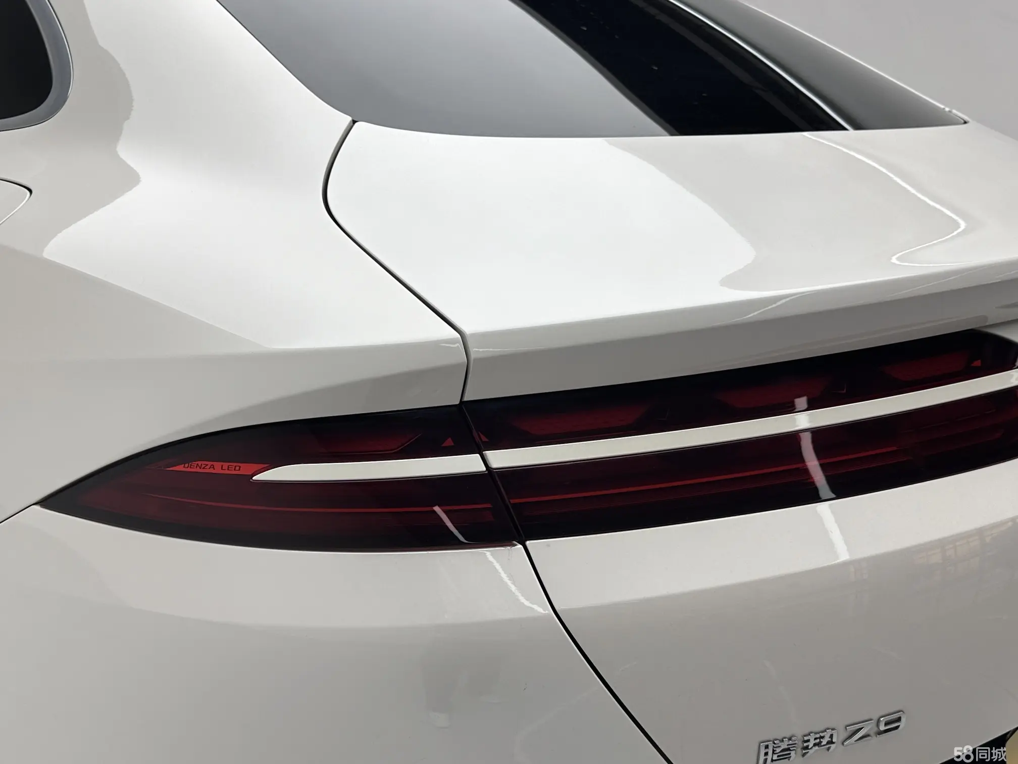 Denza Z9 2024 car image #19