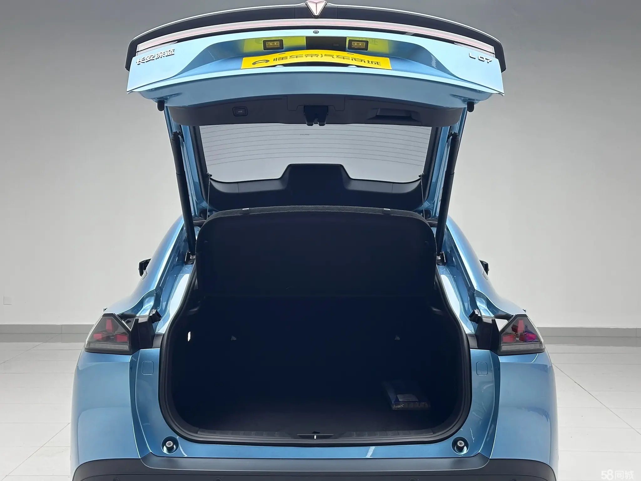 Deepal L07 2024 صورة سيارة #19