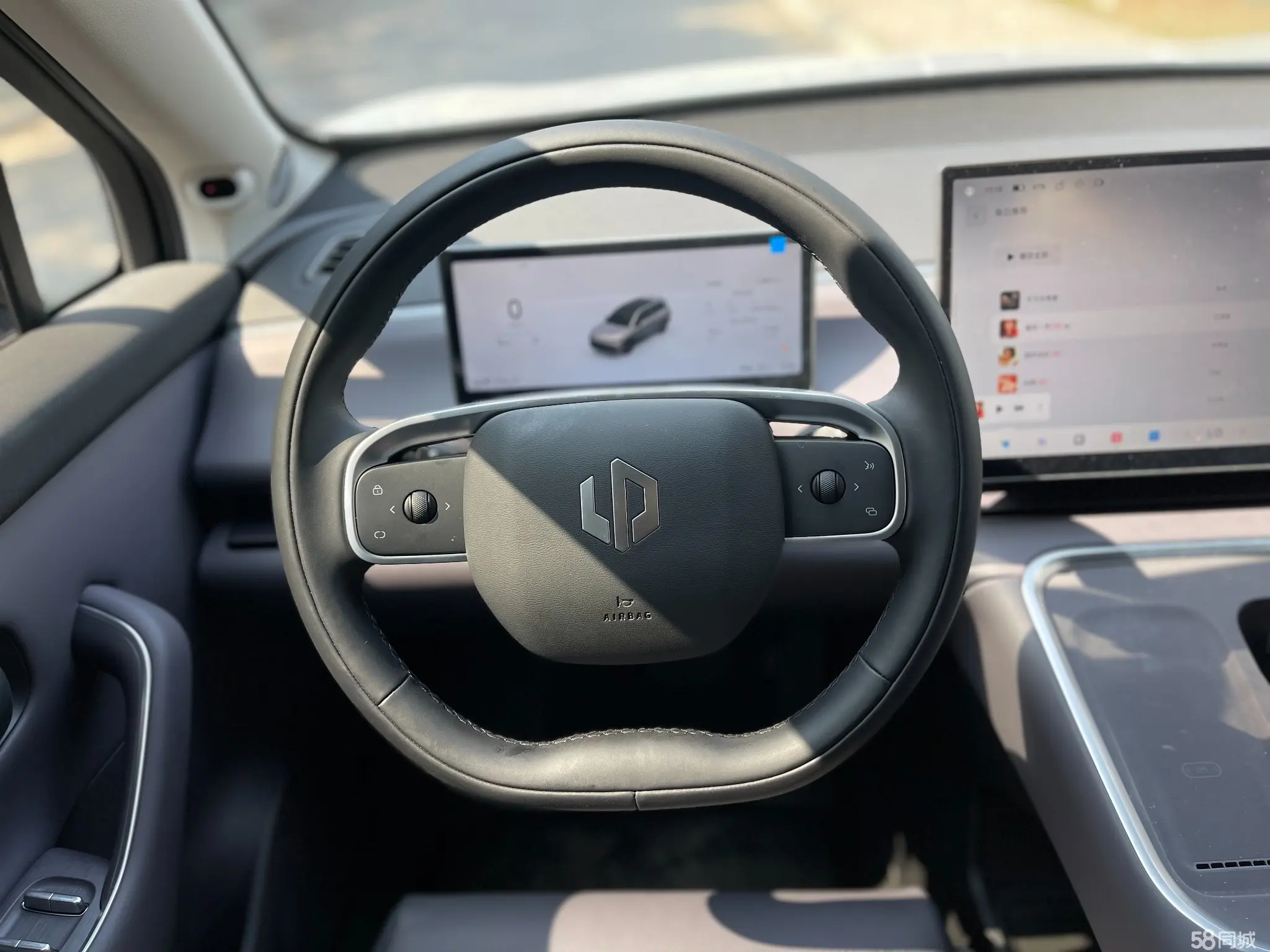 零跑汽车 零跑C16 2025 汽车图片 #19