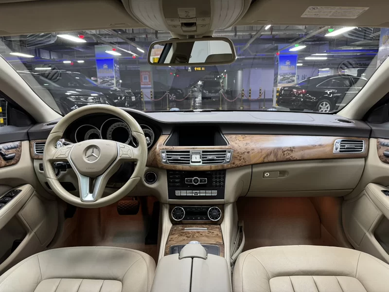 Mercedes-Benz CLS AMG 2011 #19 Mercedes-Benz CLS AMG 2011 car image #19