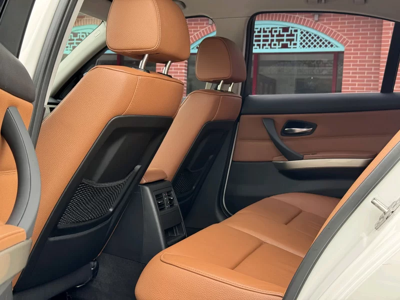 BMW 3 Series (Imported) 2010 immagine di auto #19