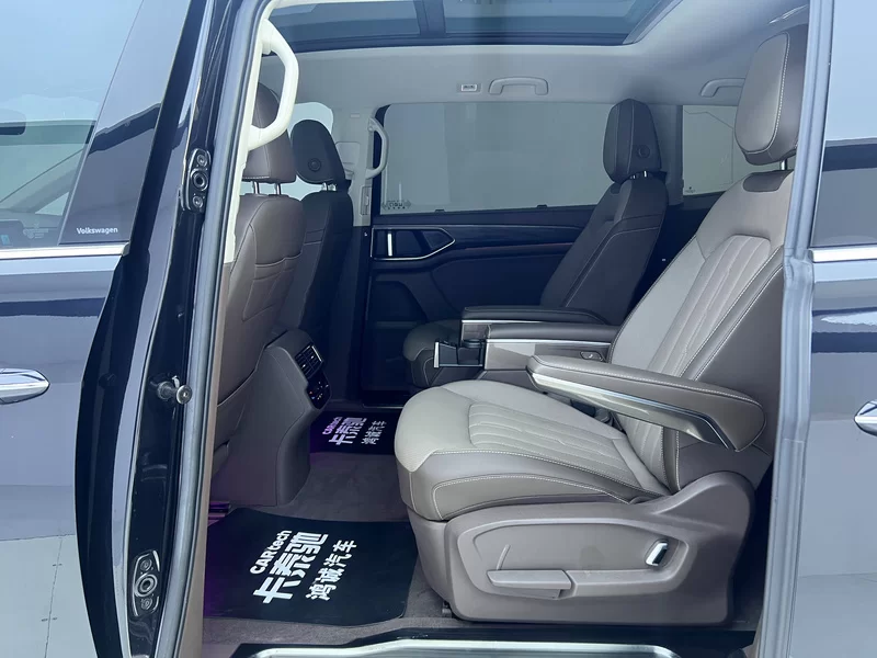 Volkswagen Viloran 2022 car image #19