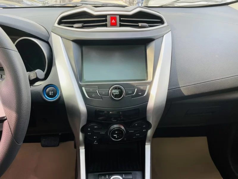 BYD Yuan New Energy 2019 #19 BYD Yuan New Energy 2019 car image #19