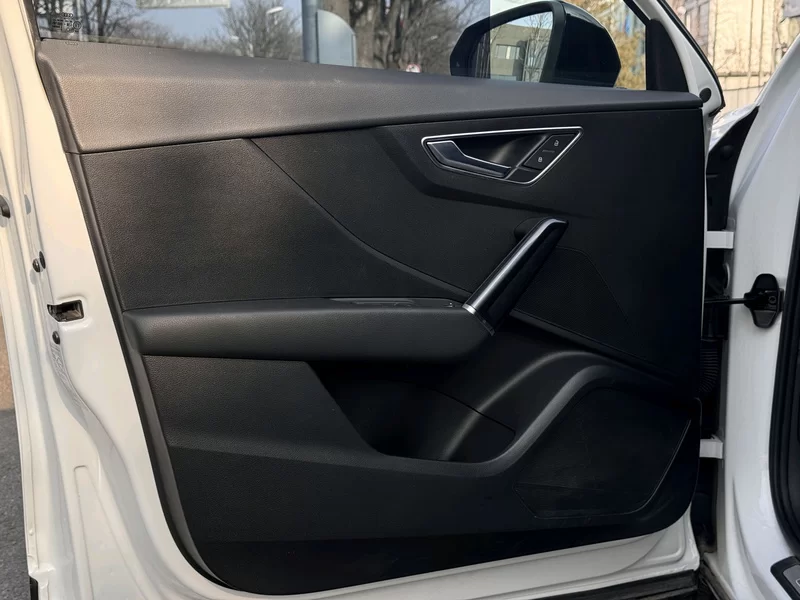 Audi Q2L 2020 immagine di auto #19