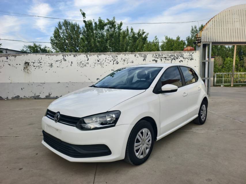Volkswagen Polo 2017 Volkswagen Polo 2017 car image