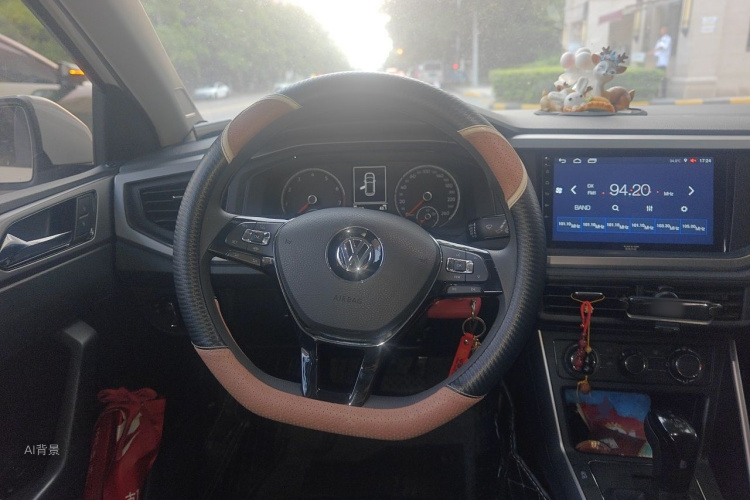 Volkswagen Polo 2019 car image #12
