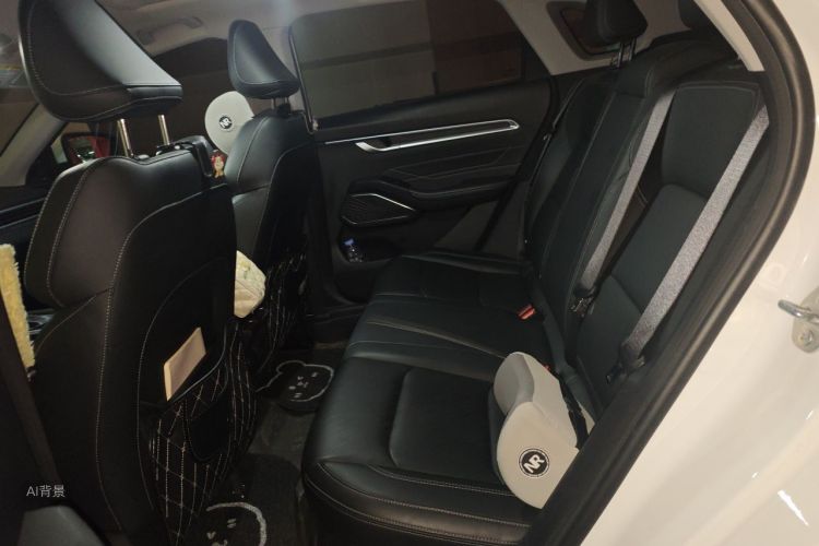 GEELY Emgrand 2022 #19 GEELY Emgrand 2022 car image #19