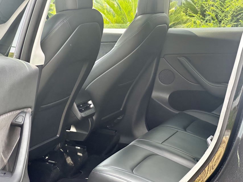 Tesla Model Y 2021 #4 Tesla Model Y 2021 car image #4