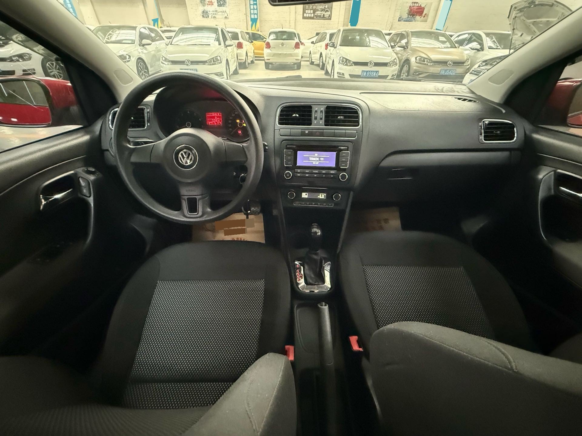 Volkswagen Polo 2012 imagem de carro #3