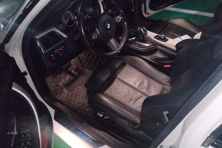 BMW 3 Series 2018 car image #18