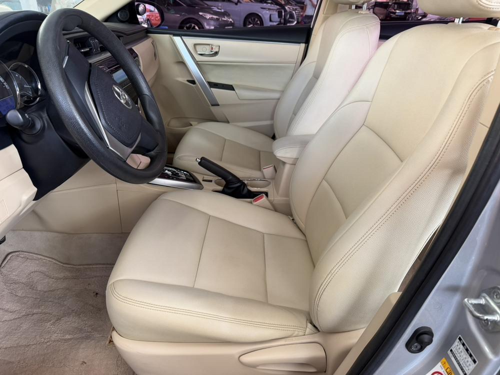 Toyota Corolla 2014 immagine di auto #11