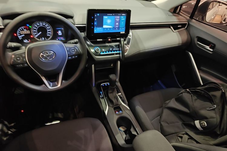 Toyota Corolla Cross 2022 #14 Toyota Corolla Cross 2022 car image #14