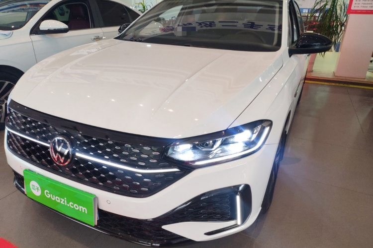 Volkswagen Lavida 2024 car image #2