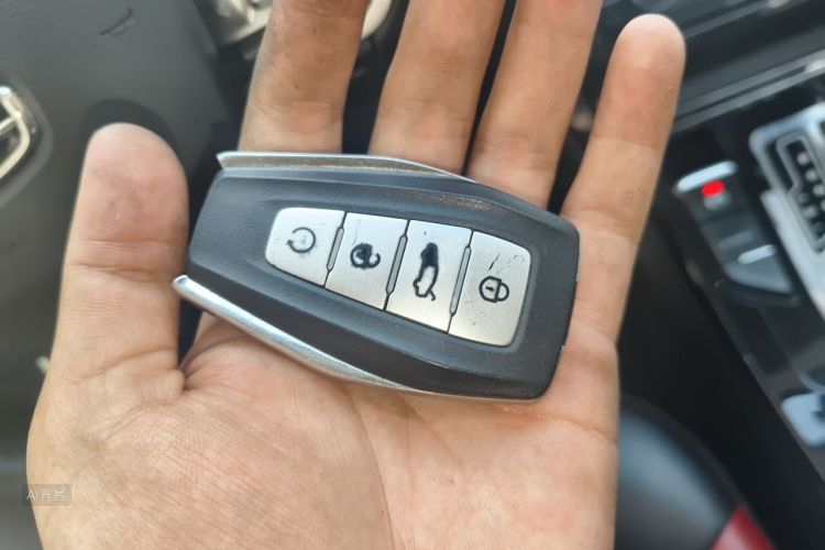 GEELY Emgrand GS 2021 car image #10