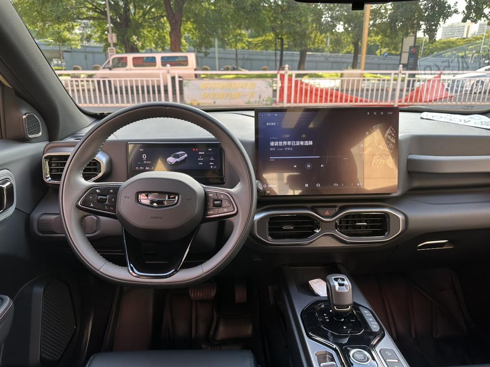 GEELY Cowboy 2024 car image #16