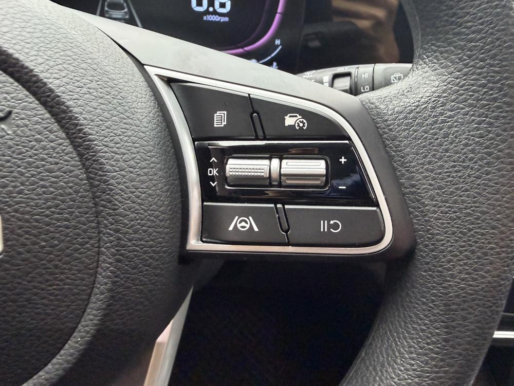 Kia Seltos 2023 car image #20