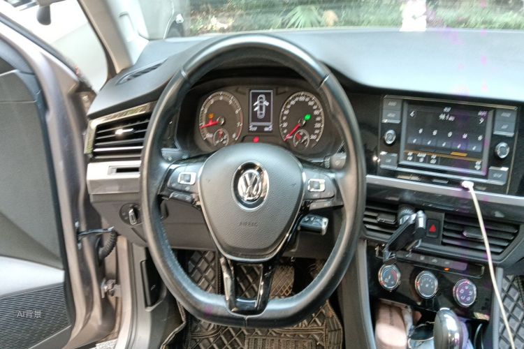 Volkswagen Bora 2020 car image #12