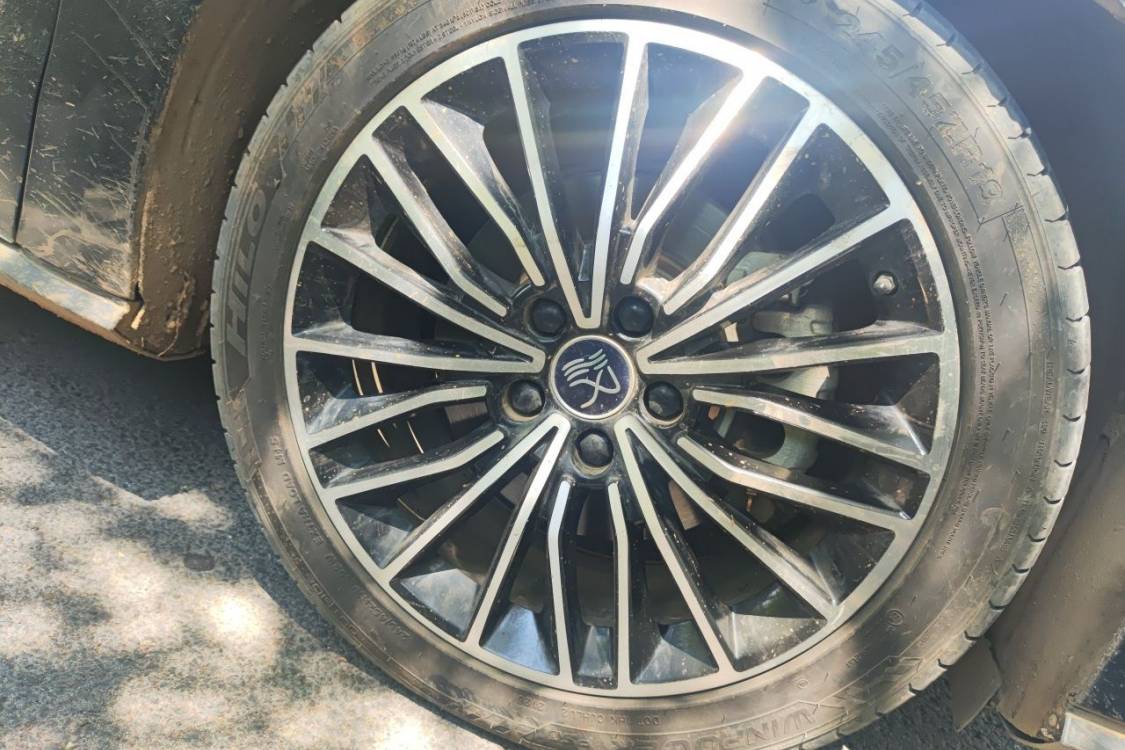BYD Han 2021 car image #9
