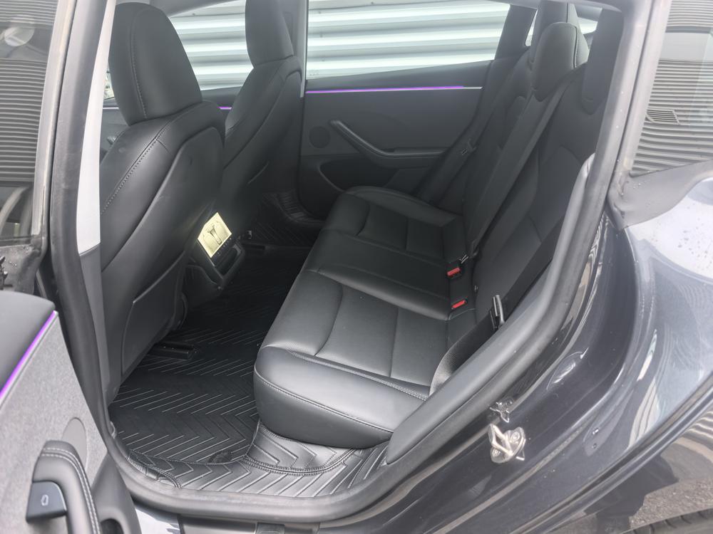 Tesla Model 3 2024 #14 Tesla Model 3 2024 car image #14