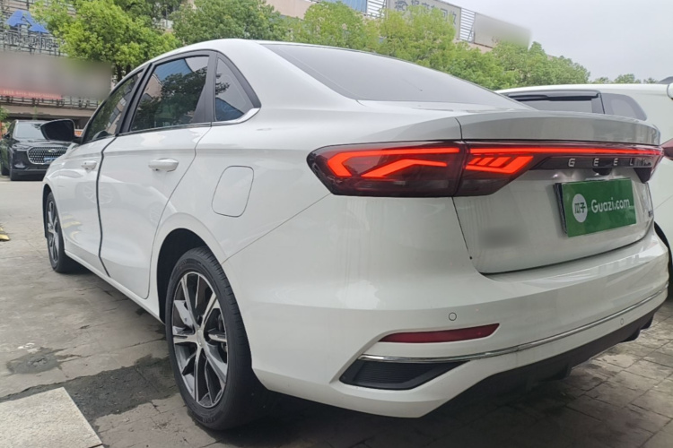 GEELY Emgrand 2024 car image #5