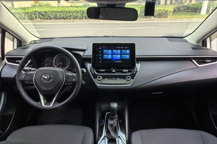 Toyota Corolla 2020 car image #16