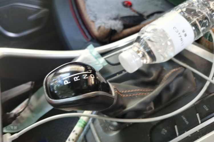 GEELY Vision X6 2020 car image #16