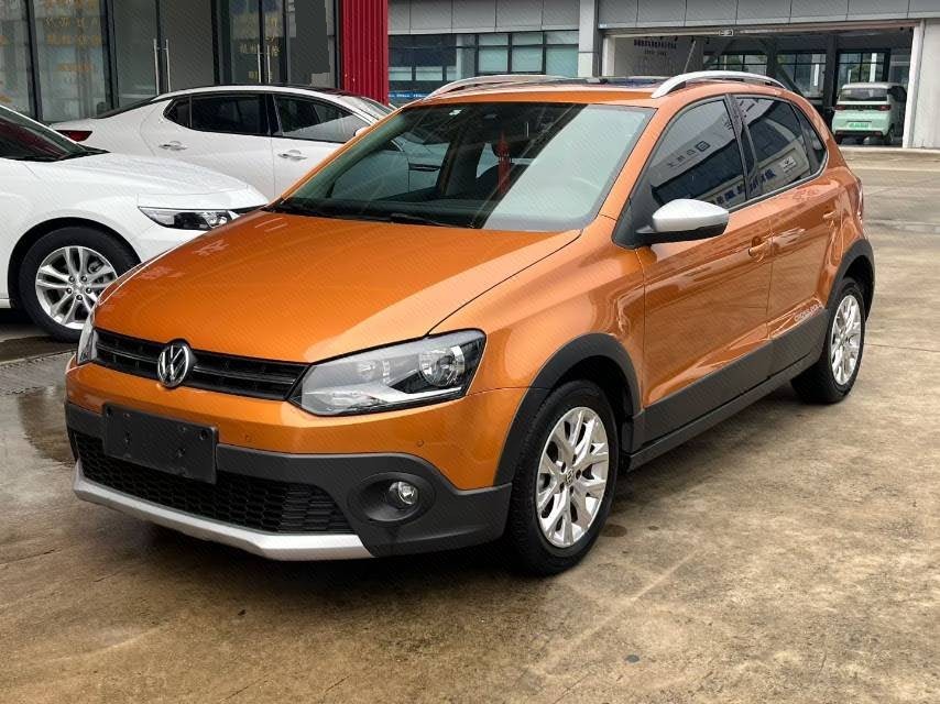 Volkswagen Polo 2015 صورة سيارة 