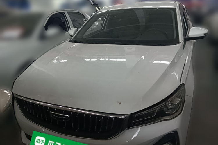 GEELY Emgrand 2023 car image #3