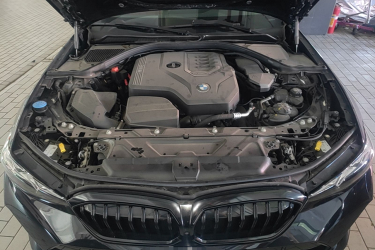 BMW 3 Series 2024 #22 BMW 3 Series 2024 car image #22