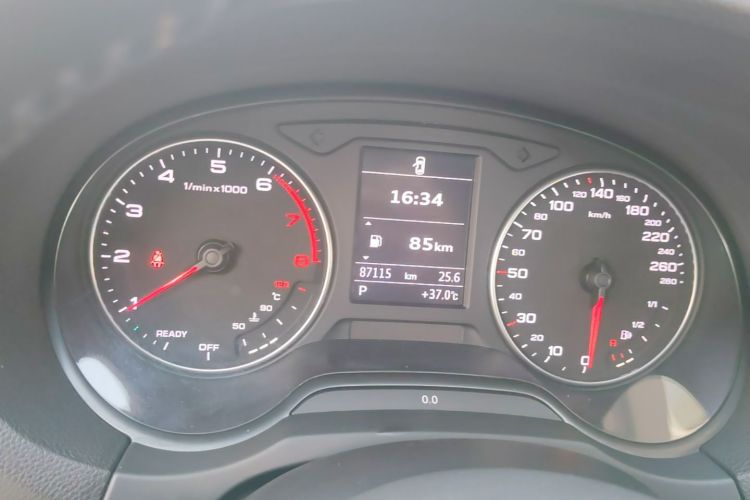 Audi A3 2016 imagem de carro #17