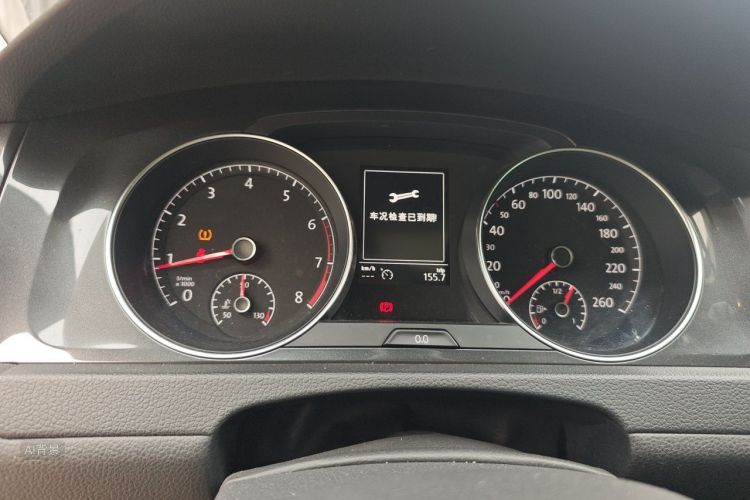 Volkswagen Golf 2019 car image #13
