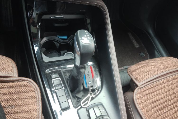 BMW X1 2018 #16 BMW X1 2018 immagine di auto #16