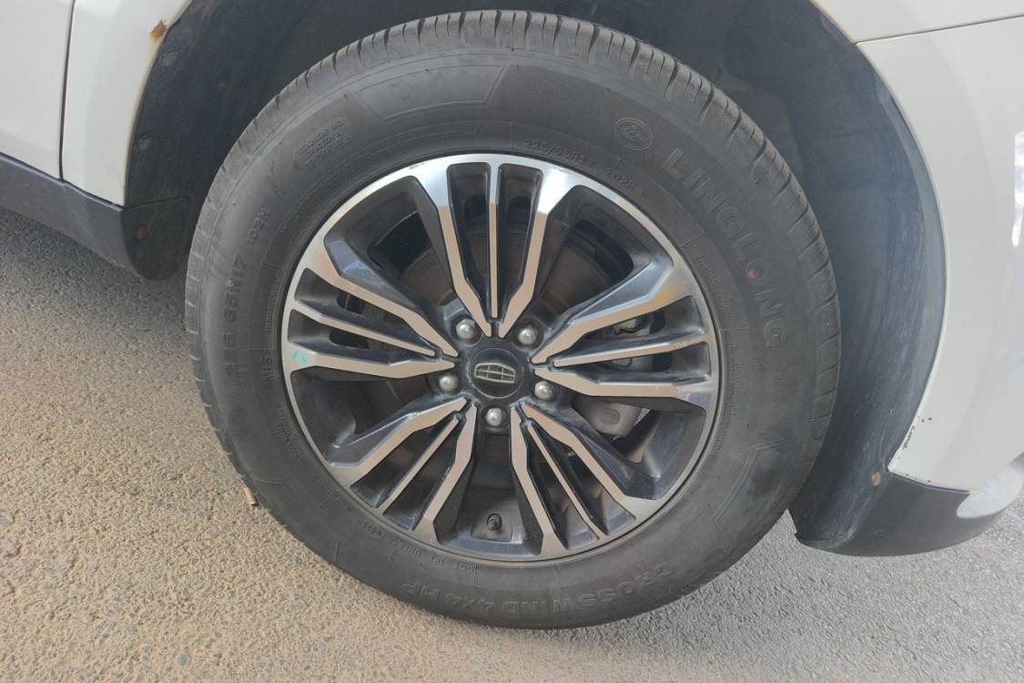 GEELY Vision X6 2017 car image #9