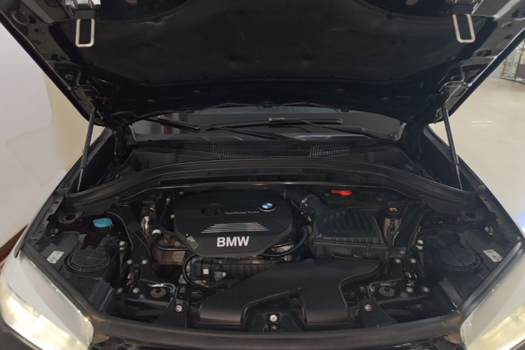 BMW X1 2018 #22 BMW X1 2018 immagine di auto #22