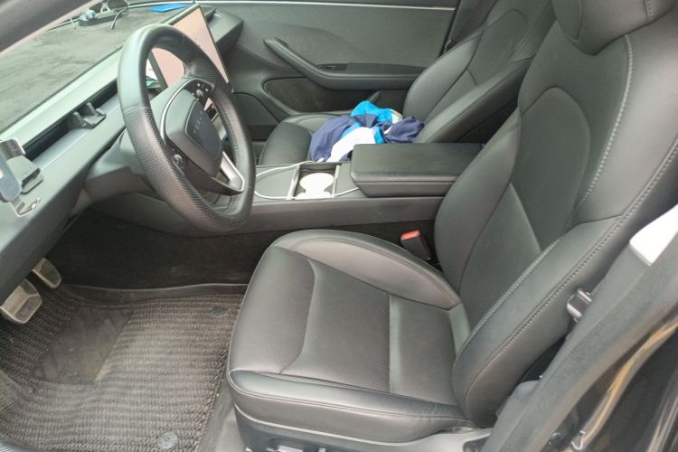 Tesla Model 3 2024 #15 Tesla Model 3 2024 car image #15
