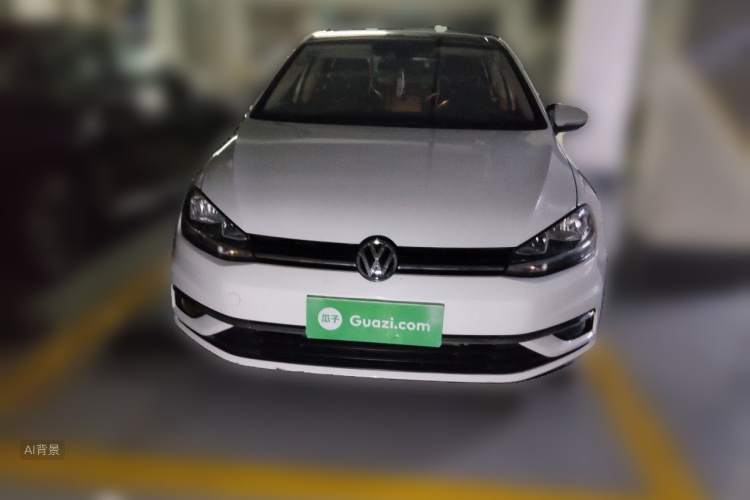 Volkswagen Golf 2018 car image #3