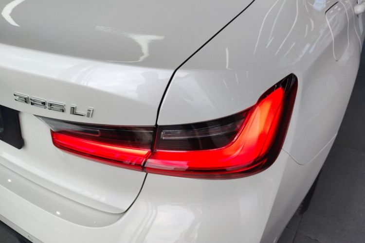 BMW 3 Series 2023 car image #8