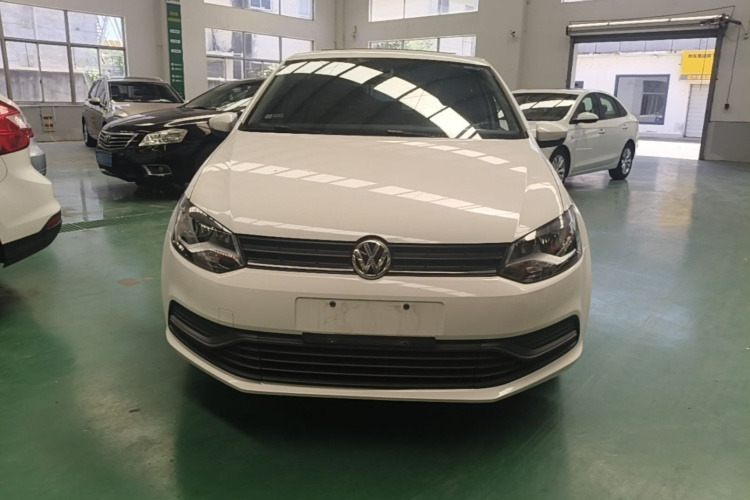 Volkswagen Polo 2018 car image #3
