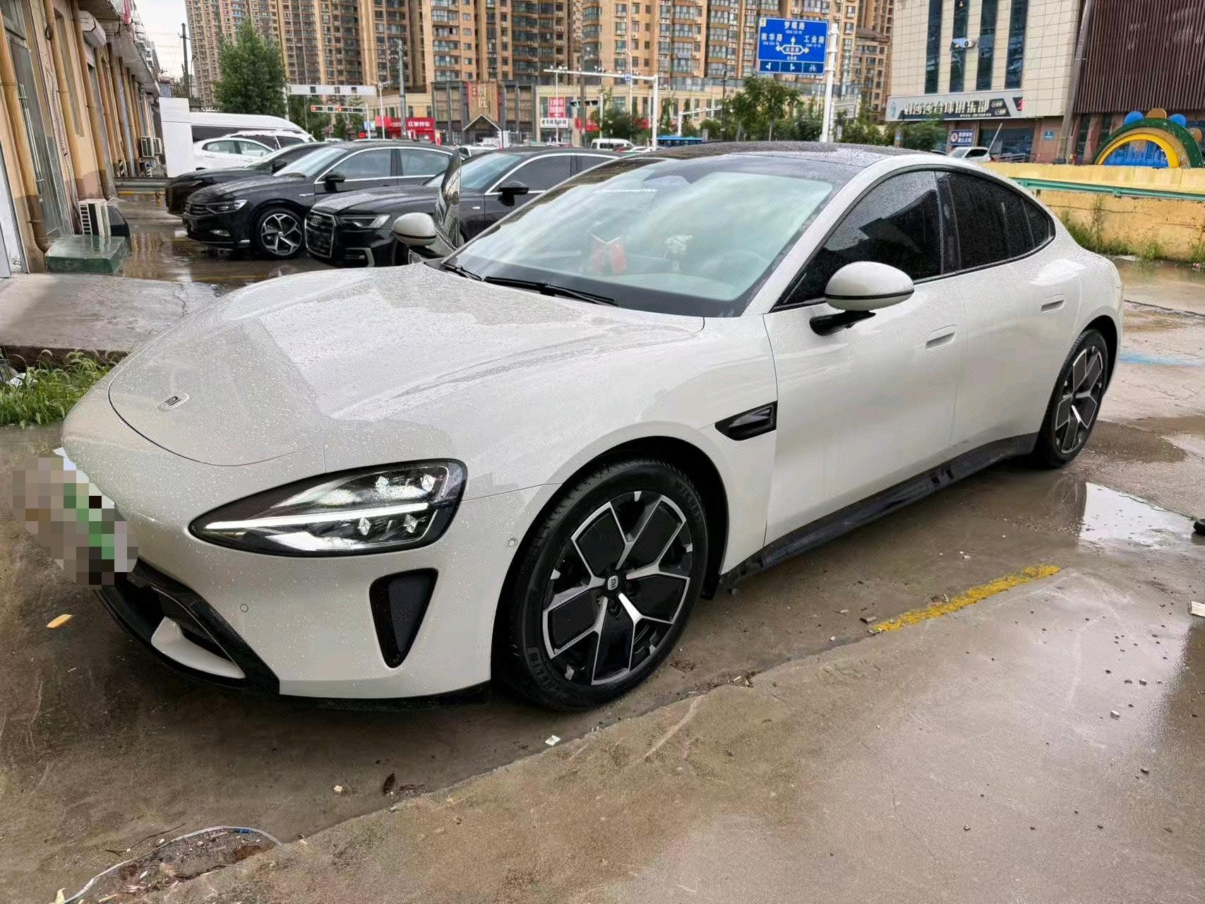 MI SU7 2025 MI SU7 2025 car image