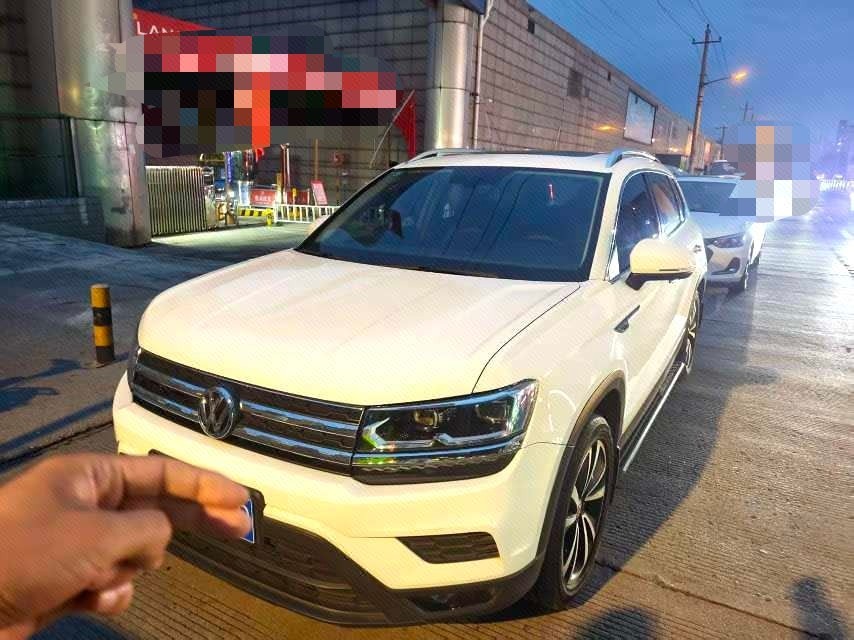 2019 2019 car image