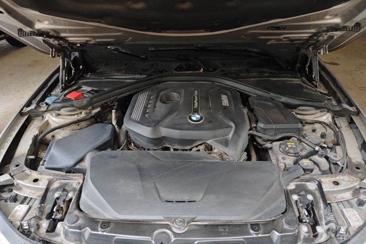 BMW 3 Series 2018 #22 BMW 3 Series 2018 car image #22