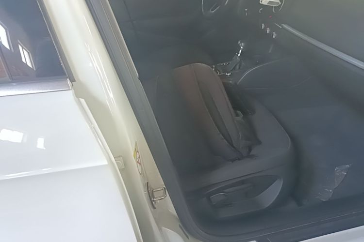 Audi A3 2018 car image #24