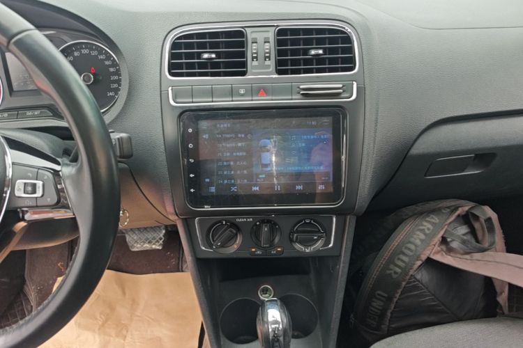 Volkswagen Polo 2017 #13 Volkswagen Polo 2017 car image #13