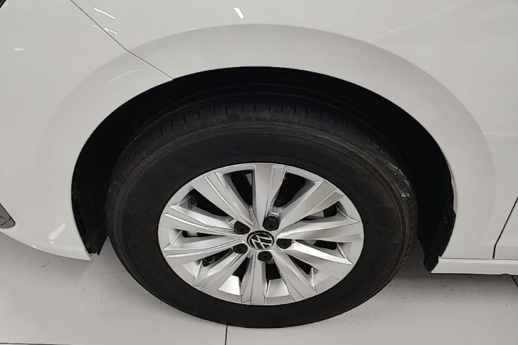 Volkswagen Lavida 2024 car image #9