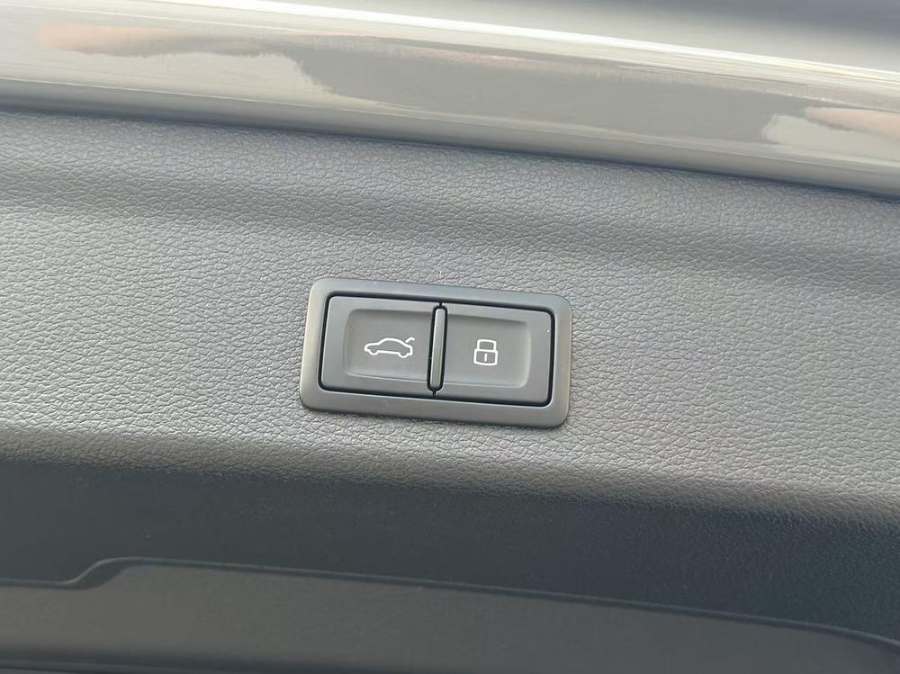 Audi Q3 2023 immagine di auto #14
